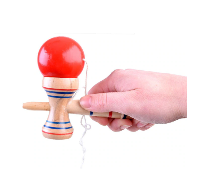 Joc de indemanare Kendama Knight, lemn fag, natur, 18cm