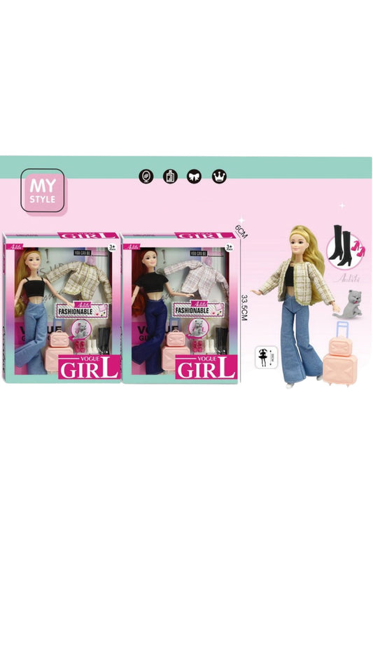 Papusa, fashion cu accesorii si valiza